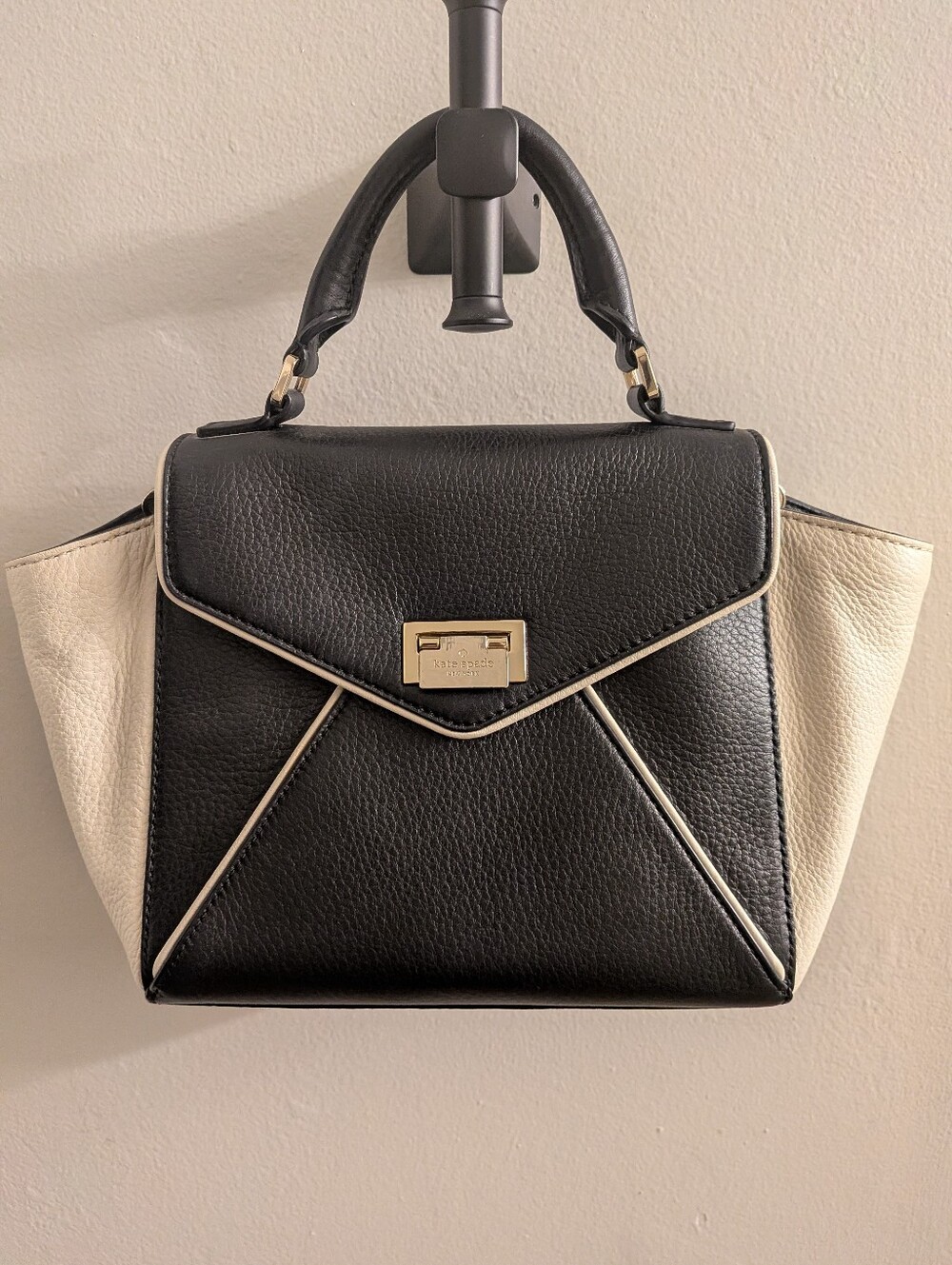 kate spade Two-Tone Black and Cream Structured Top-Handle Bag